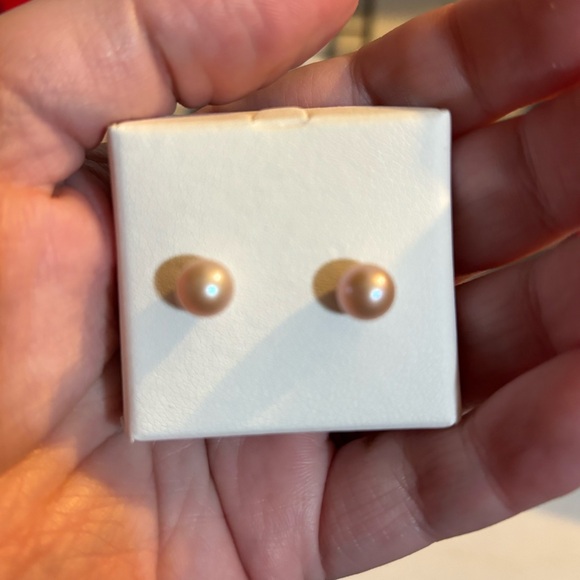 SOLD 7mm Natural Pink Pearl Studs in 14kt Yellow Gold $200 - Picture 2 of 3
